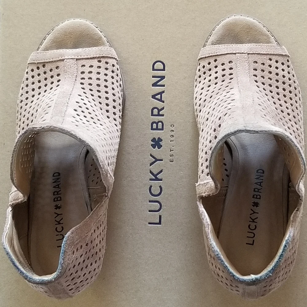 ❌️❌️SOLD❌️❌️Lucky Brand Larise Booties size 6.5 brown - Picture 10 of 12